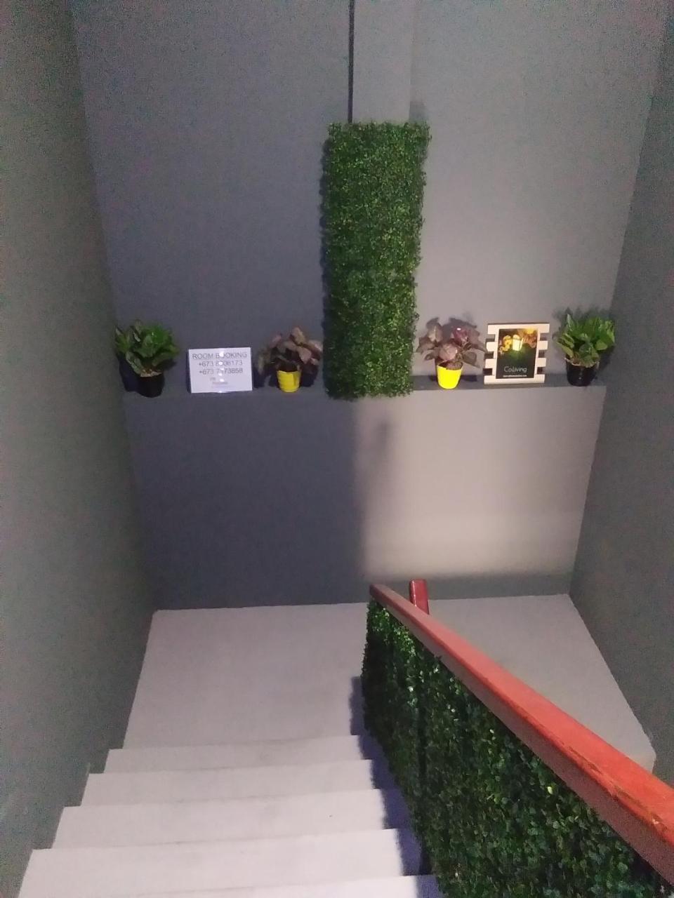Co.Living Hostel Bandar Seri Begawan Exterior photo