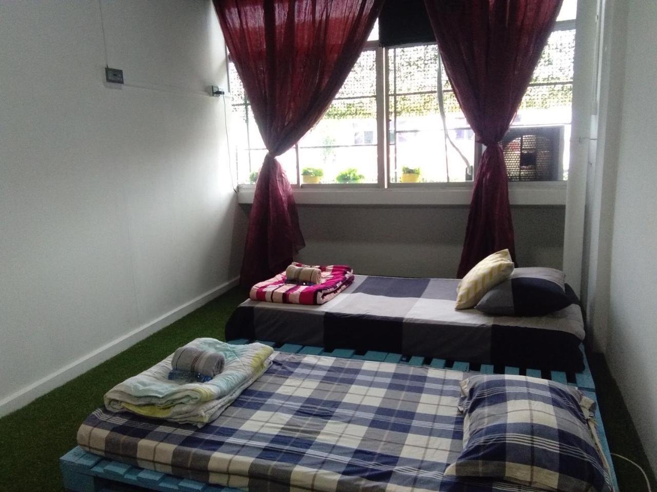 Co.Living Hostel Bandar Seri Begawan Exterior photo