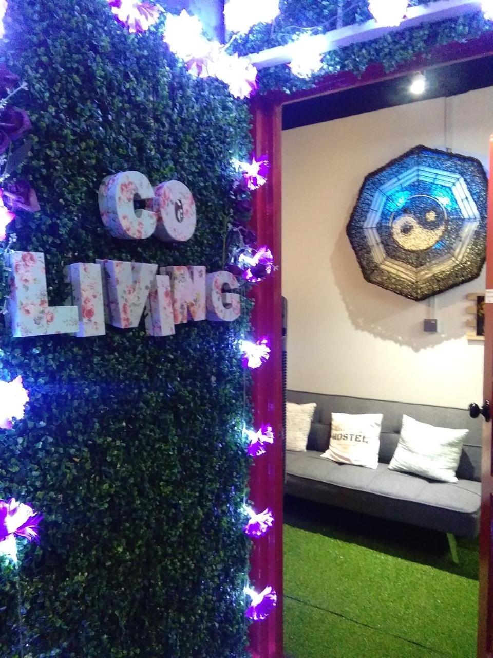 Co.Living Hostel Bandar Seri Begawan Exterior photo